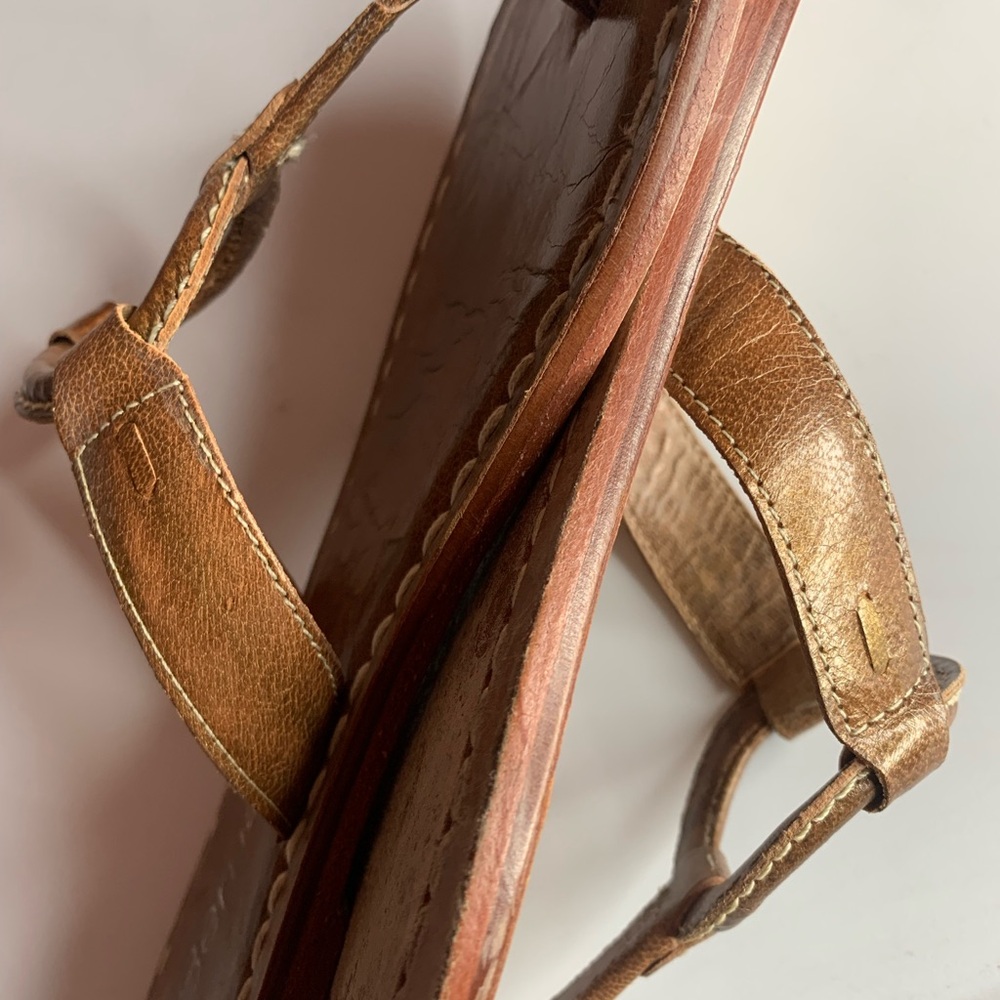Bernardo women’s Matrix 2 thong sandal size6M - Picture 9 of 10